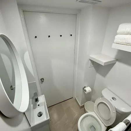 Affordable Room With Free Parking In Newmarket On Extérieur photo