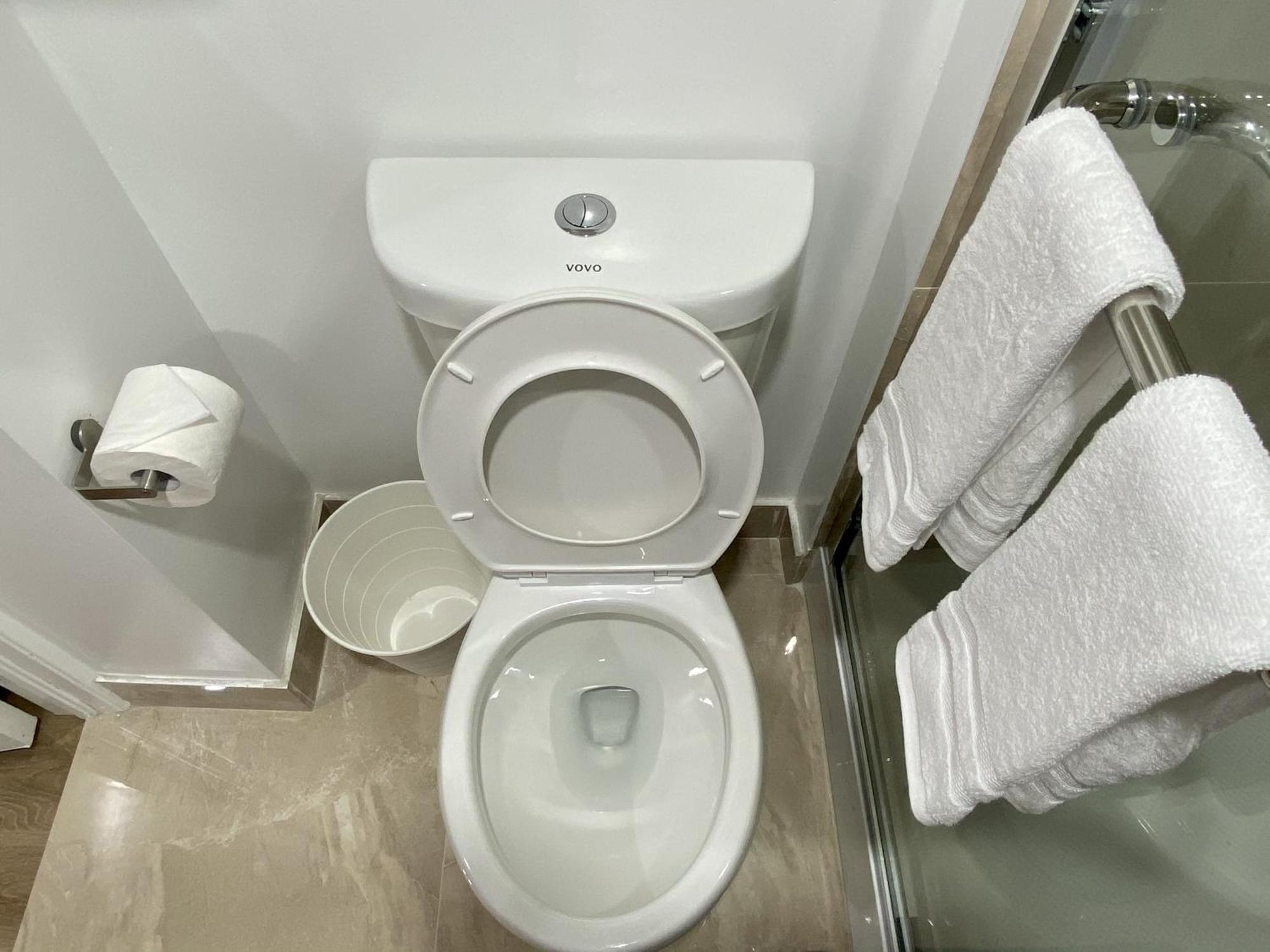 Affordable With Free Parking In On Séjour chez l'habitant